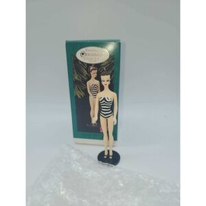 Hallmark Keepsake 1995 Barbie Brunette Debut 1959 Ornament Collectors Club Box